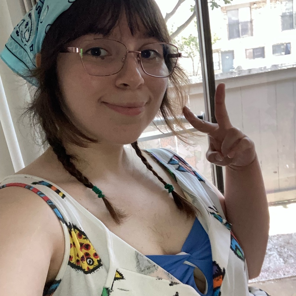 Meet your Posher, Gabriela